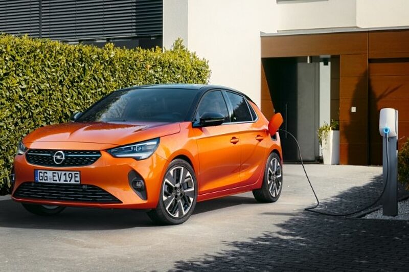 Opel Wall Boxen: Jetzt 900 Euro Zuschuss für private Ladestationen