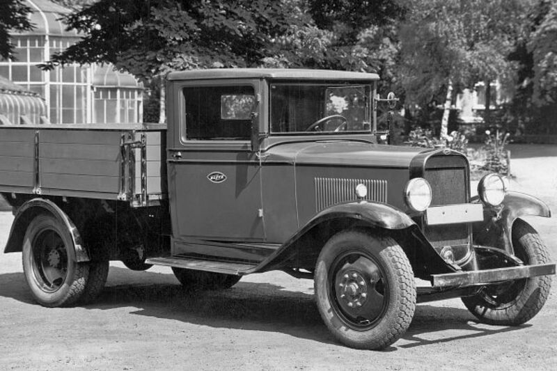 Ein Name wird zum Markenzeichen: 90 Jahre Opel Blitz