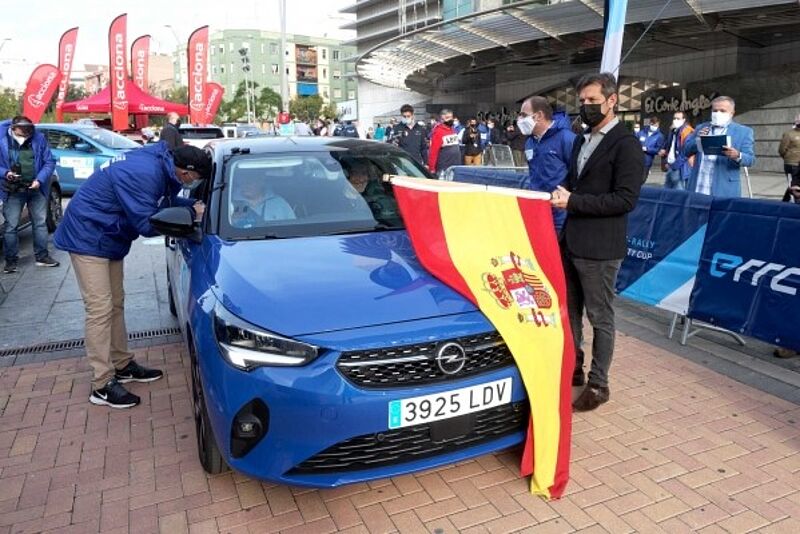 Auf Anhieb zum Titel: Opel Corsa-e gewinnt „FIA E-Rally Regularity Cup 2020“